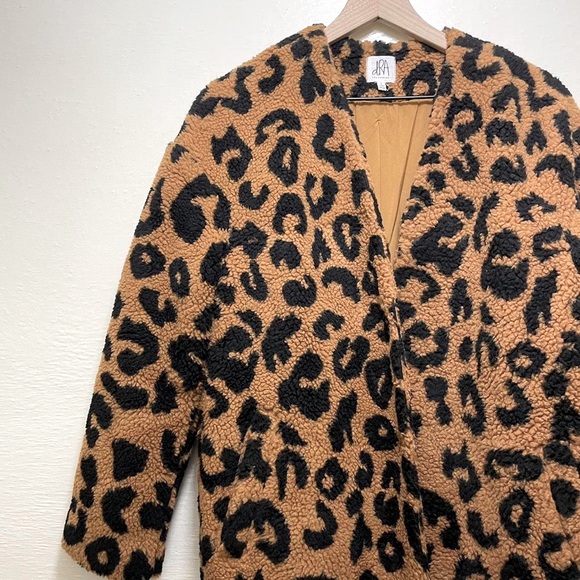 Duster Coat - Picture 3 of 5